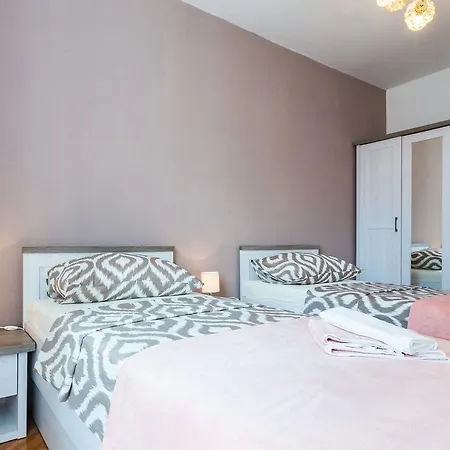 Drago 2br Apt. In Old Town 公寓