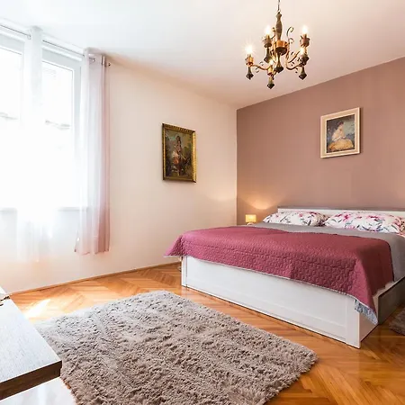 公寓 Drago 2br Apt. In Old Town