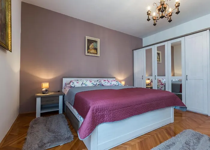 Appartamento Drago 2br Apt. In Old Town Zara