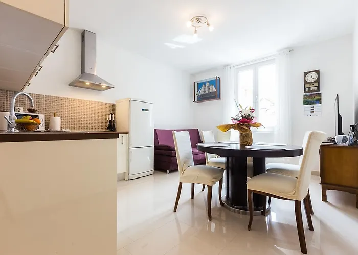Drago 2br Apt. In Old Town Appartamento Zara
